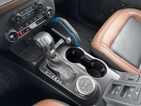 Used 2023 Ford Bronco Outer Banks image 25