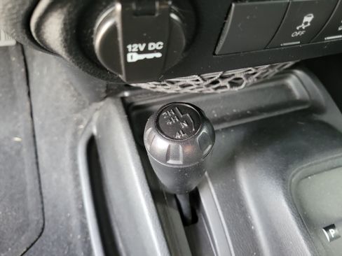 Used 2012 Jeep Wrangler Sport AWD/4WD image 19