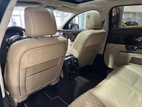 Used 2017 Jaguar XJ L Portfolio RWD image 42