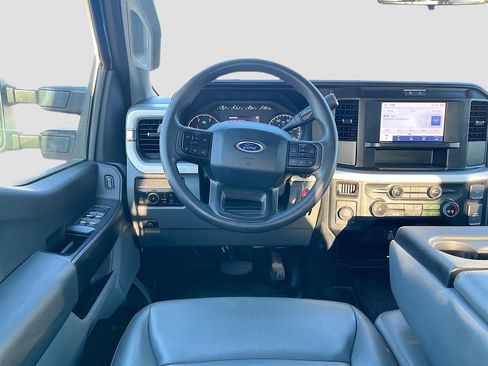 Used 2025 Ford F250 XL w/ XL Driver Assist Package image 21