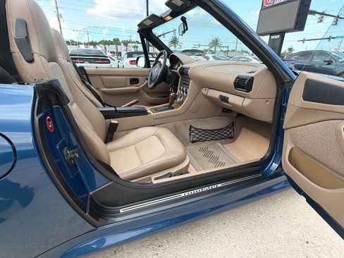 Used 2000 BMW Z3 2.5i RWD image 23