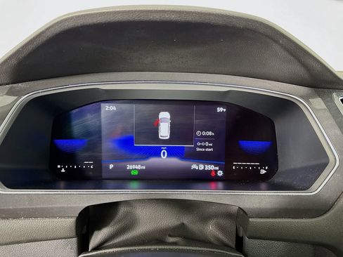 Used 2023 Volkswagen Tiguan SE image 17