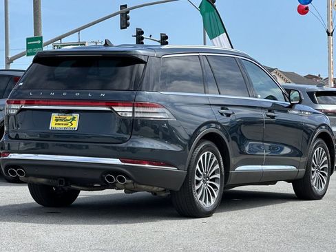 Used 2022 Lincoln Aviator Reserve RWD image 3