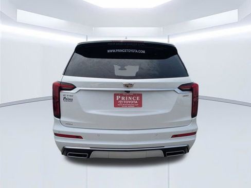 Used 2024 Cadillac XT6 Premium Luxury AWD/4WD image 5