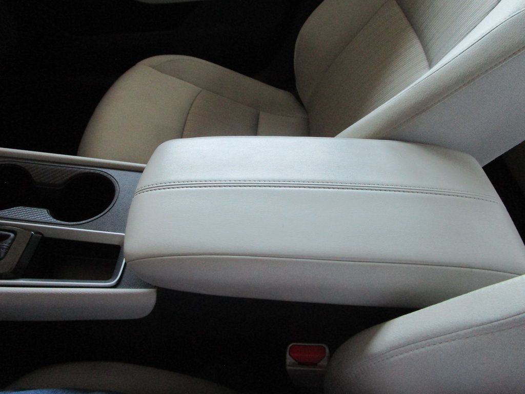 Used 2025 Nissan Altima 2.5 SV FWD image 35