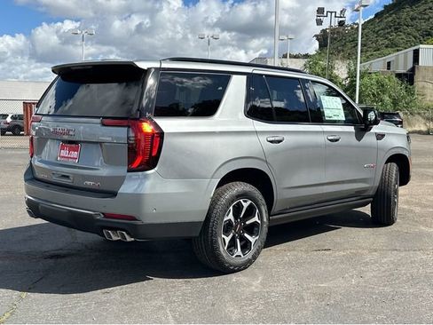 New 2026 GMC Yukon AT4 w/ AT4 Premium Package image 11