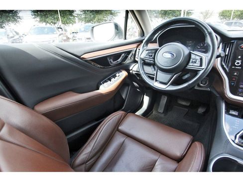 Used 2020 Subaru Outback Touring w/ Popular Package #2 AWD/4WD image 8