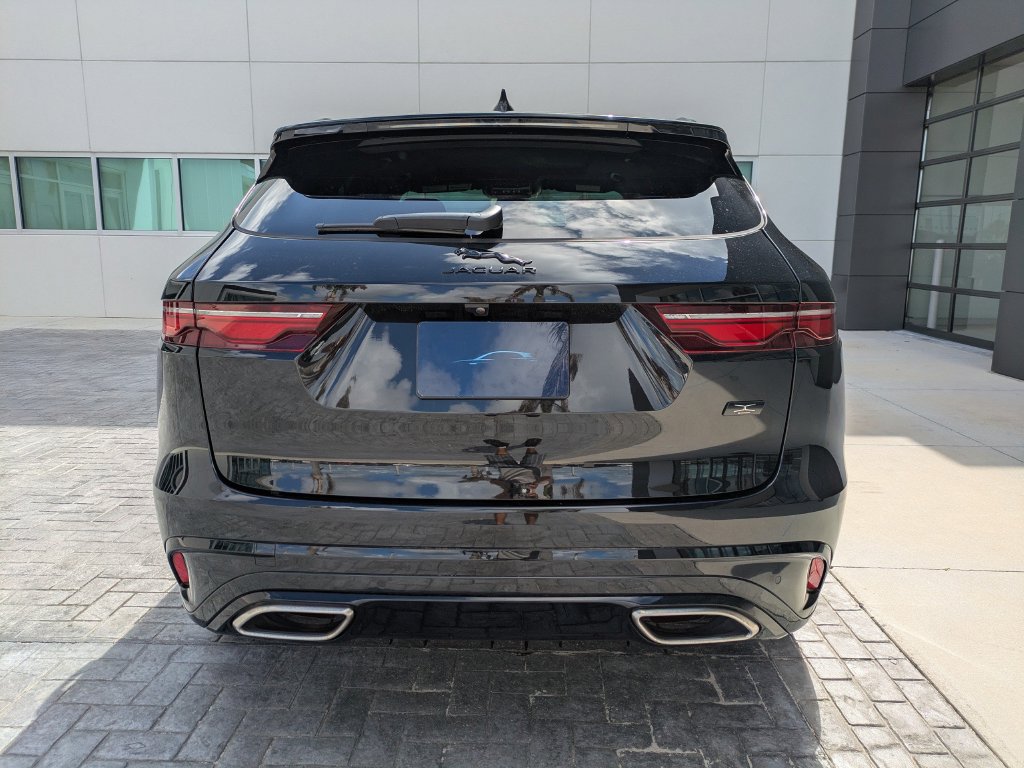 New 2026 Jaguar F-PACE R-Dynamic S AWD/4WD image 6