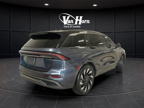 Used 2024 Lincoln Nautilus Black Label w/ Jet Appearance Package (87T) AWD/4WD image 7