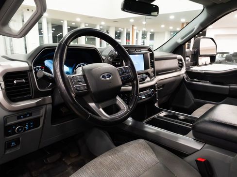 Used 2022 Ford F150 XLT w/ Equipment Group 301A Mid image 7