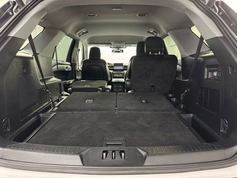 Used 2020 Ford Explorer Limited w/ Class III Trailer Tow Package AWD/4WD image 40