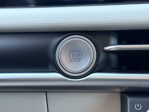 New 2026 Hyundai Tucson SE image 27