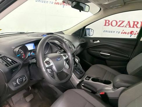 Used 2015 Ford Escape SE FWD image 12