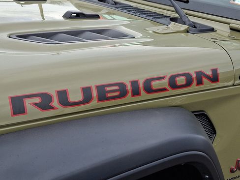 Used 2025 Jeep Wrangler Unlimited Rubicon image 30