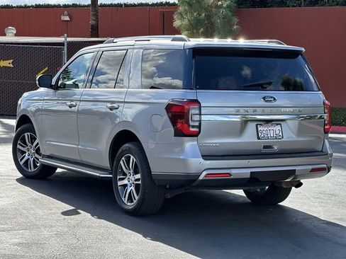 Used 2022 Ford Expedition Limited AWD/4WD image 6