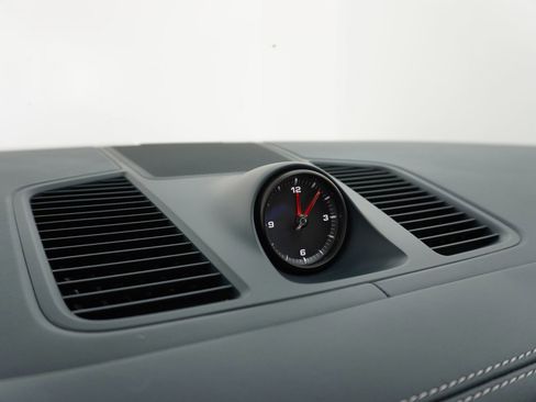 Certified 2023 Porsche Cayenne S AWD/4WD image 29