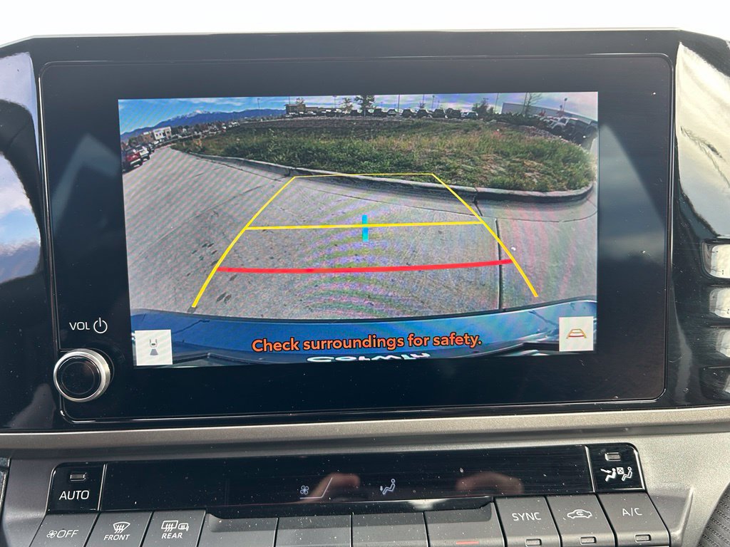 Used 2026 Toyota Camry SE AWD/4WD image 17