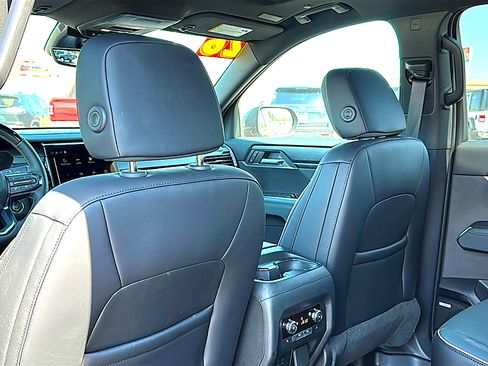 New 2026 GMC Acadia AT4 w/ Super Cruise Package AWD/4WD image 15