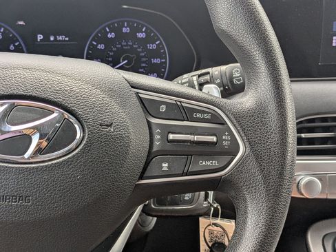 Used 2022 Hyundai Palisade SE AWD/4WD image 19