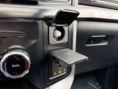 Used 2022 Ford F150 Platinum w/ Equipment Group 701A High image 34