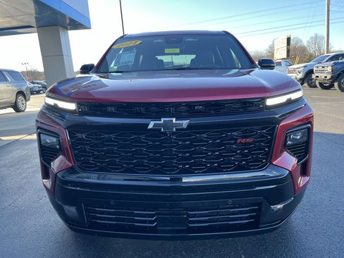 Used 2024 Chevrolet Traverse RS w/ LPO, Floor Liner Package image 10