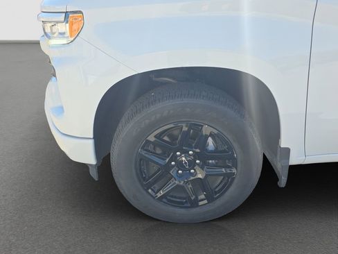 Used 2023 Chevrolet Silverado 1500 RST w/ Protection Package image 4