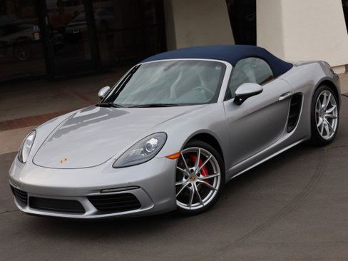 Used 2017 Porsche 718 Boxster S image 60