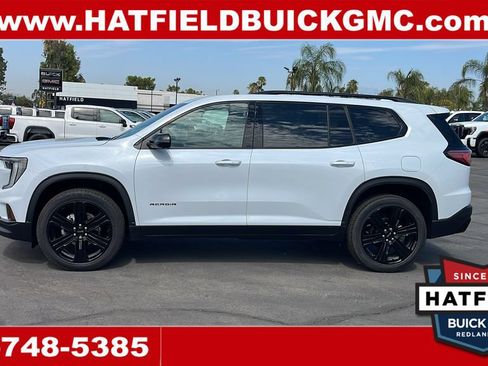 Used 2026 GMC Acadia Elevation w/ Black Edition FWD image 2