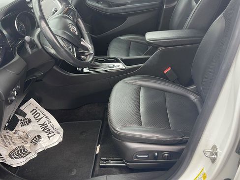 Used 2022 Buick Encore GX Essence w/ Experience Buick Package image 9