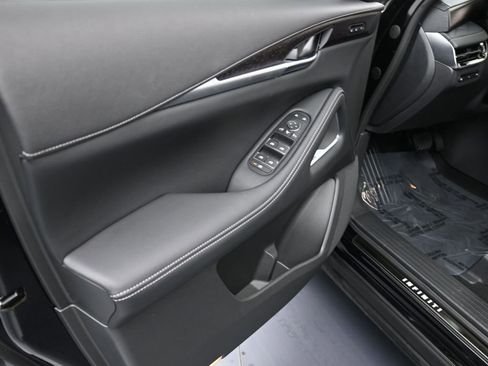 Used 2025 INFINITI QX60 Autograph w/ Cargo Package image 13