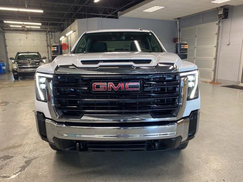 New 2026 GMC Sierra 3500 Pro w/ Convenience Package image 2
