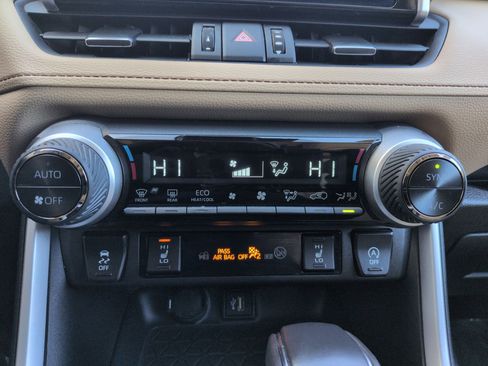 Used 2025 Toyota RAV4 XLE Premium w/ Weather Package image 21