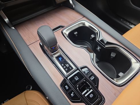 New 2026 Lexus RX 450h AWD image 14