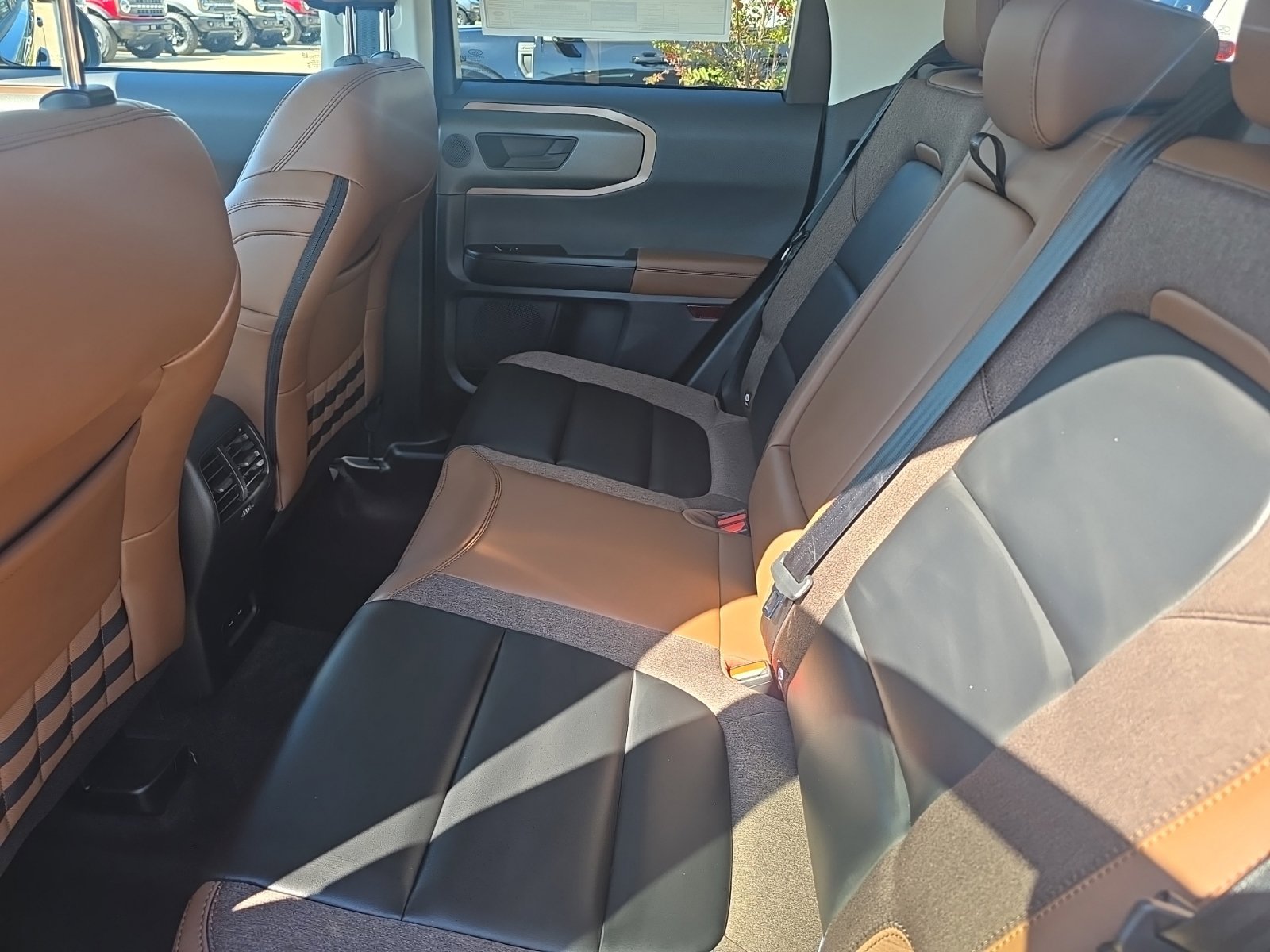 New 2026 Ford Bronco Sport Outer Banks w/ Outer Banks Tech Package+ AWD/4WD image 14