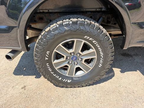 Used 2016 Ford F150 XLT w/ Equipment Group 302A Luxury AWD/4WD image 31