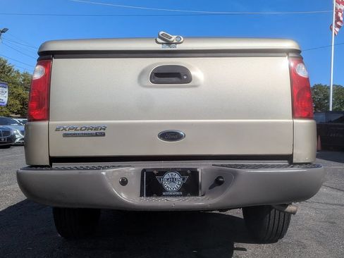 Used 2003 Ford Explorer Sport Trac XLS RWD image 9