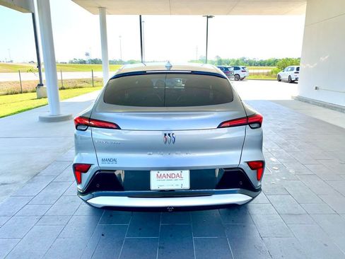 Used 2026 Buick Envista Sport Touring w/ Convenience I Package FWD image 6