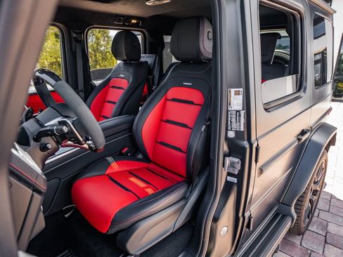 Used 2025 Mercedes-Benz G 63 AMG 4MATIC image 20