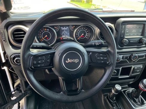 Used 2018 Jeep Wrangler Sport AWD/4WD image 23