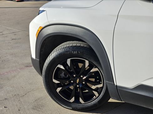 Used 2021 Chevrolet TrailBlazer LT w/ Convenience Package image 6