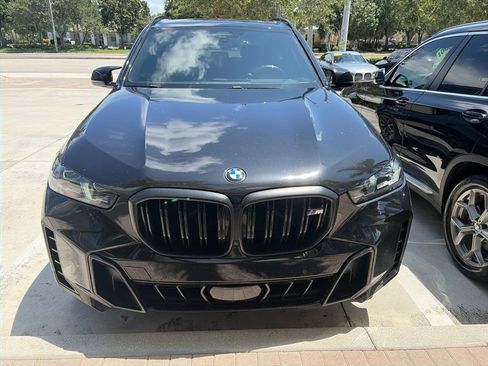 Used 2025 BMW X5 M60i w/ Climate Comfort Package AWD/4WD image 2