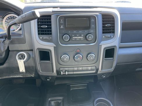Used 2018 RAM 2500 Tradesman image 19