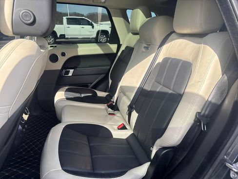 Used 2019 Land Rover Range Rover Sport HST image 19