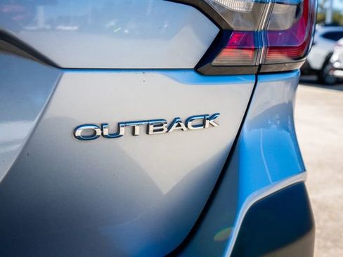 Used 2022 Subaru Outback Limited image 18