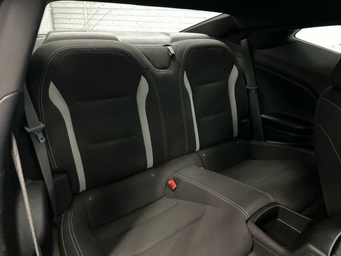Used 2020 Chevrolet Camaro LT RWD image 15