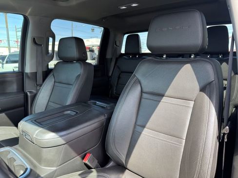 Used 2020 GMC Sierra 2500 Denali w/ Denali Ultimate Package AWD/4WD image 22