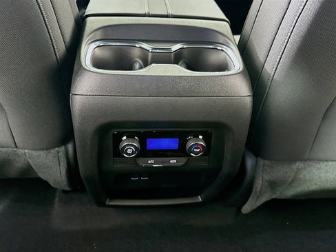 New 2026 Chevrolet Traverse LT image 26