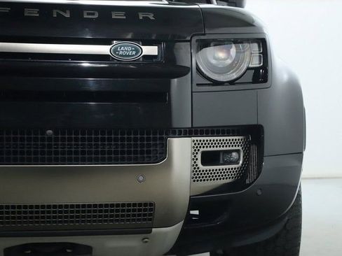 Used 2021 Land Rover Defender 110 X image 42