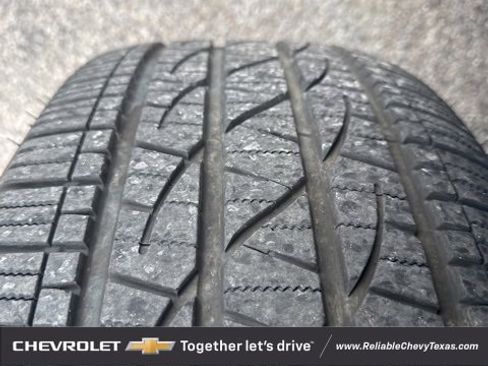 Used 2023 GMC Yukon XL SLT image 35