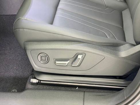 New 2026 Audi Q3 quattro 2.0T image 14